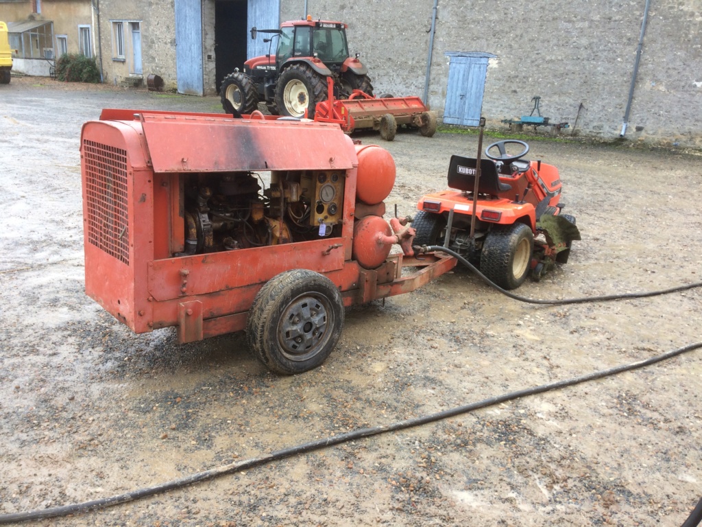 Machine outil pour la restauration des tracteurs  Ced2a310