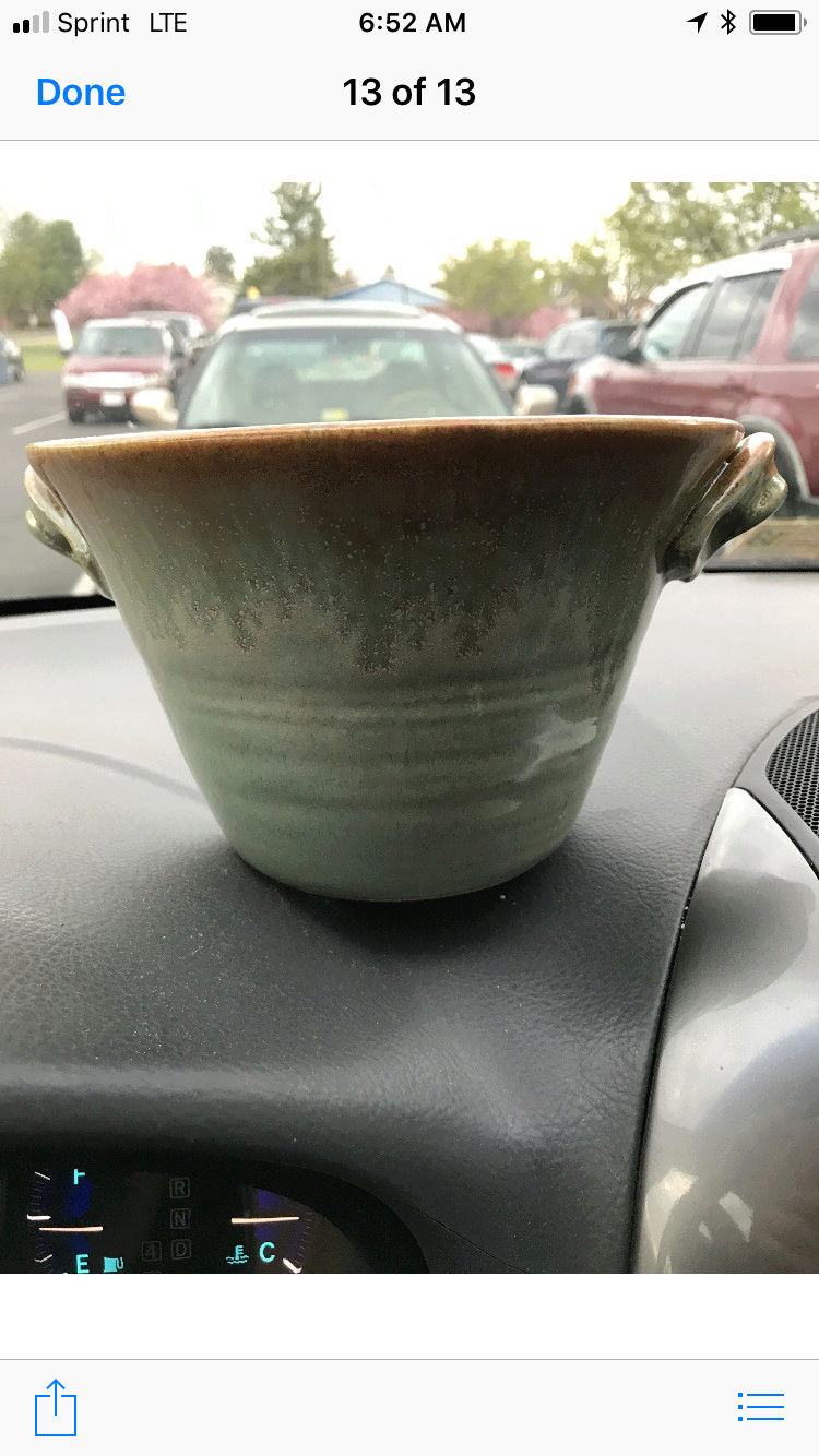 BR ? Pottery green 2011 15244810