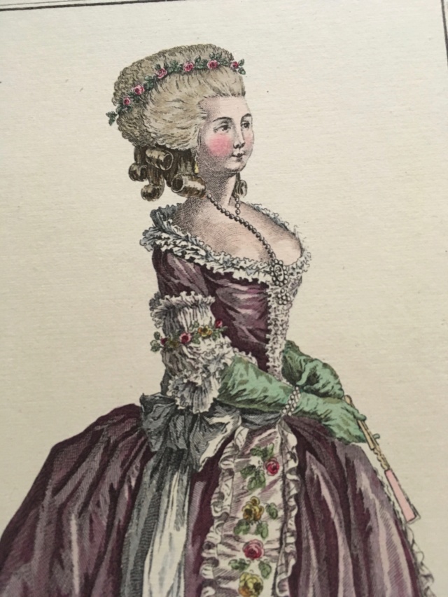 Gants et mitaines de Marie-Antoinette ?  Img_1510