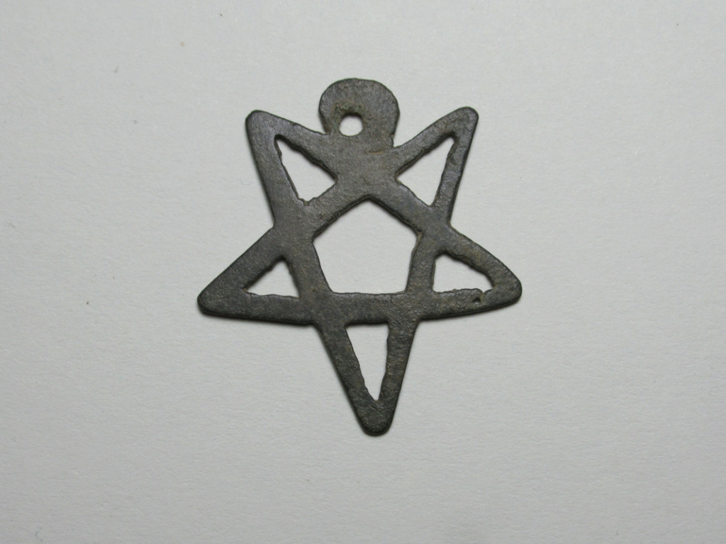 Ayuda en la identificación de supuesta medalla religiosa (Pentagrama) Img-1111