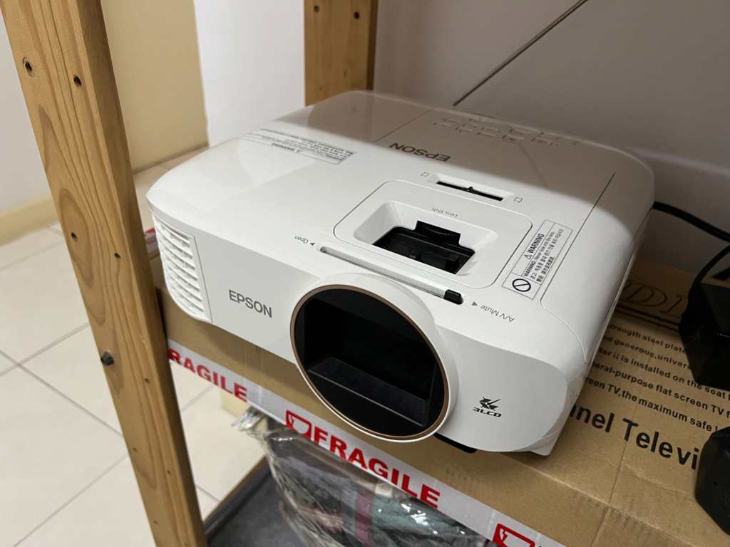 Epson EH-TW5650 Projector (Used) Epsont10