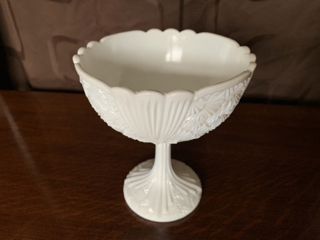 Milk glass goblet or bowl? Art Deco? Textured, pressed glass? Pls help.  Aebf5010