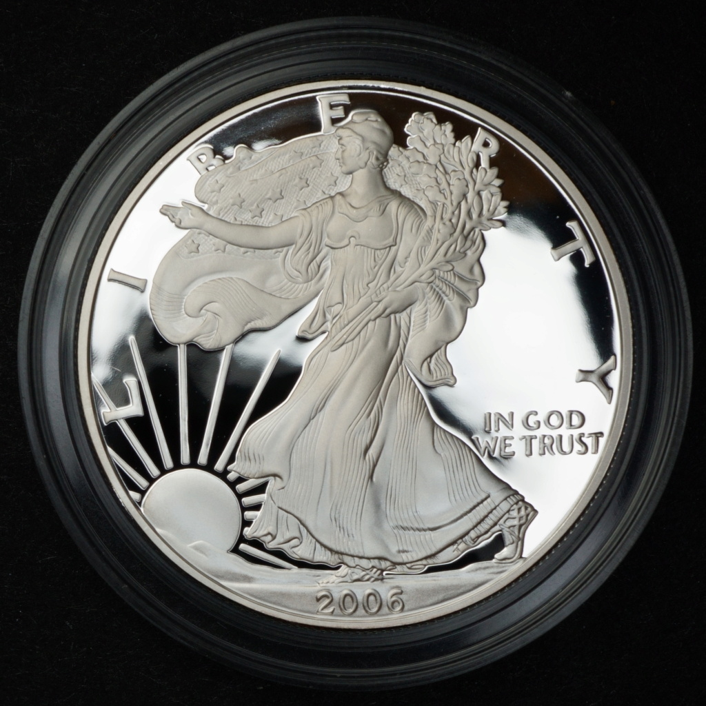 Photo essay of a proof Silver Eagle 2006_a13