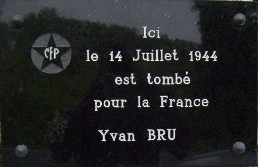 stèle en l'honneur de Yvan BRU Bru_210