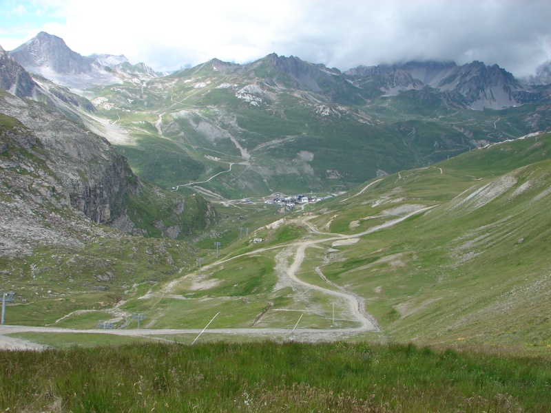 Balade sur la ligne de crête entre Tignes et Val - Page 2 Dsc02912