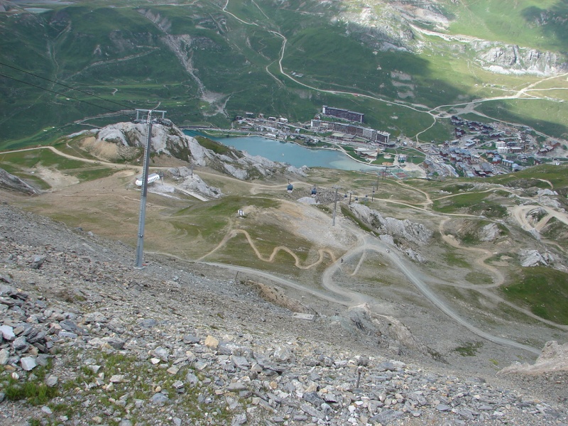 Balade sur la ligne de crête entre Tignes et Val - Page 2 Dsc03012