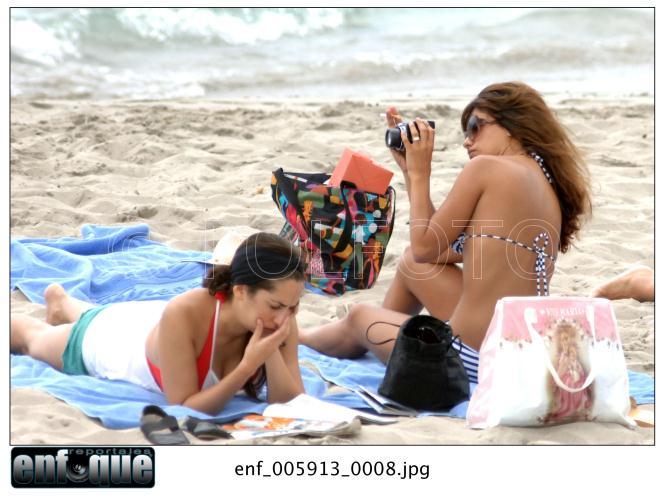 18 et 19/08/07 Moni a la plage avec des cousines a Menorca 69369912