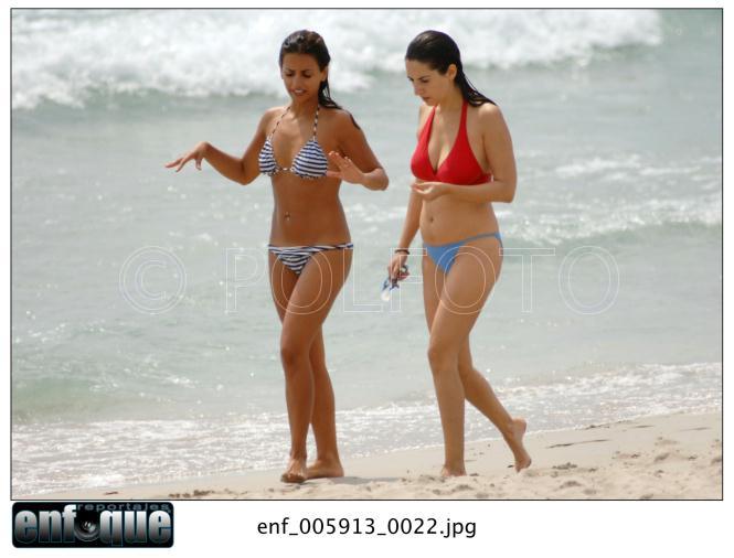 18 et 19/08/07 Moni a la plage avec des cousines a Menorca 69370113