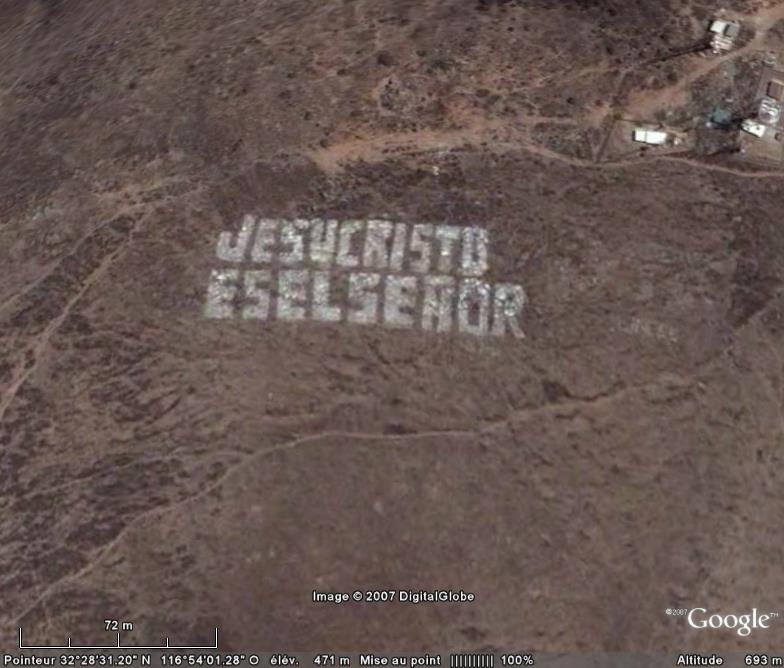 Ecriture "JESUCRISTO ES EL SENOR" à Presa Rogriguez, Baja California - Mexique Jesus10