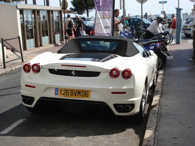 Belles voitures sur la côte d'Azur Dsc01410