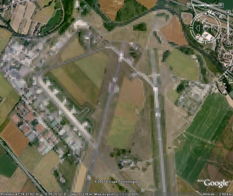 Aérodrome flouté, base aérienne de Dijon, Côte d'Or - France Flou10