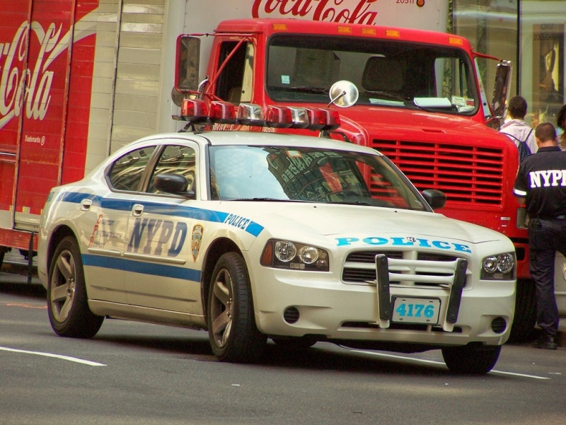 dodge charger de la police de New York - Page 3 5001010