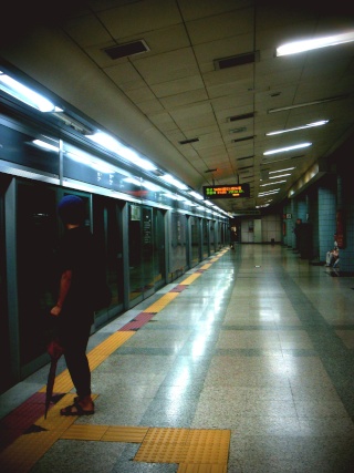 Devy à Séoul ^^ Metro10