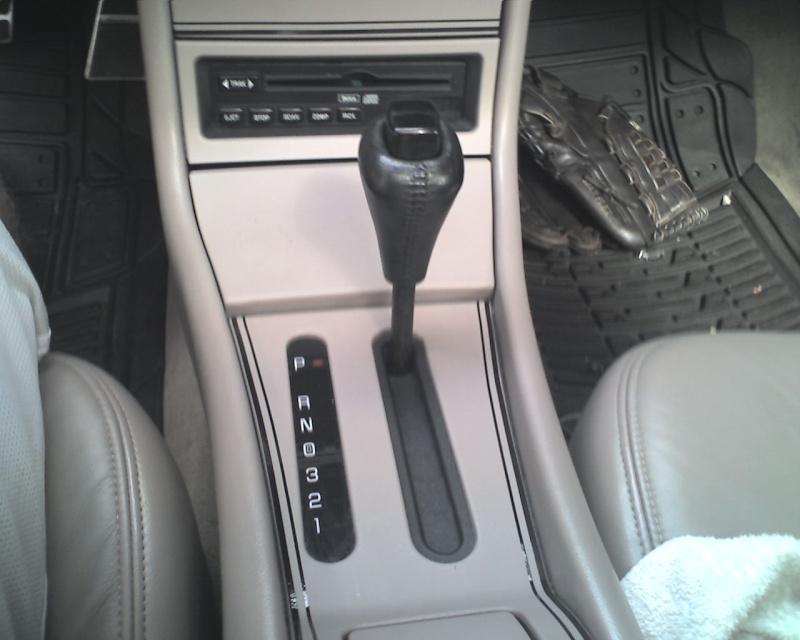 Post pics of your wood dash kit here. - Page 6 Img17810