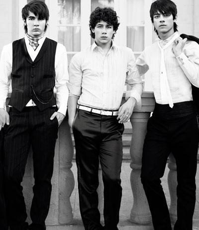 Jonas Brothers Resimleri - Sayfa 3 L_1f8810