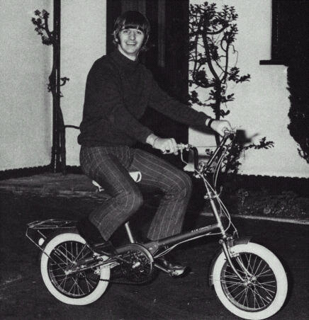 Beatle's Photorama Ringo010