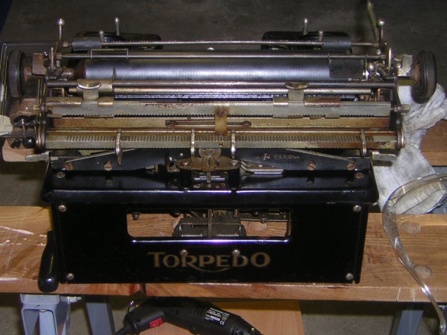 Machine a écrire .... Dscn4118