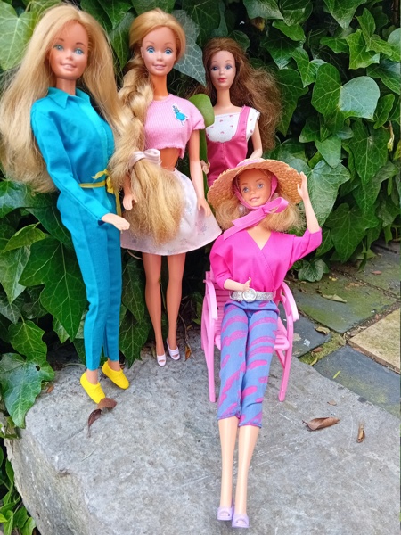 Oh Happy days mes Barbie vintage - Page 2 Famill67