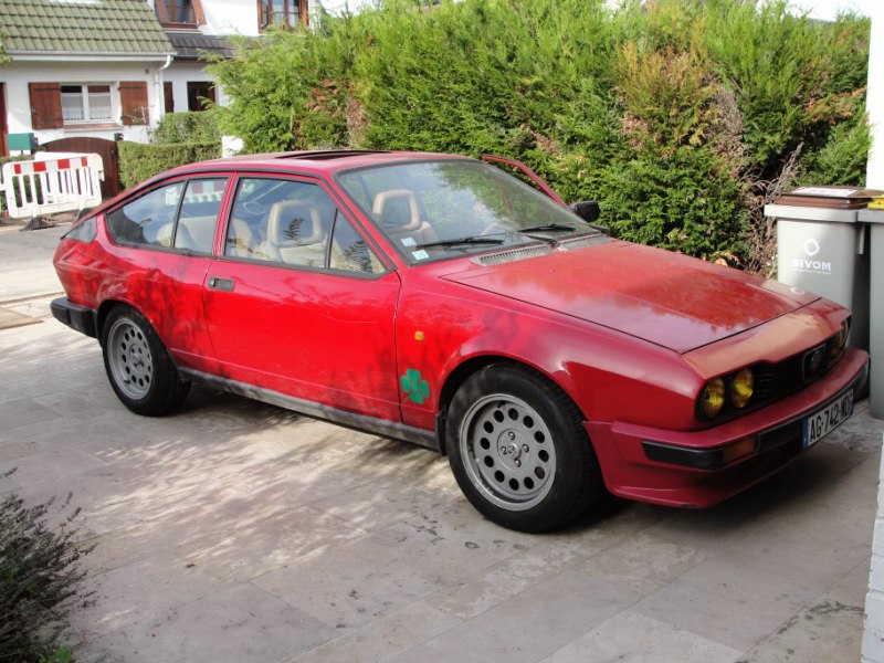 Vends Alfetta gtv 2.0l + moteur ts et divers 5_800x10