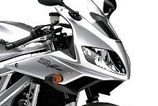 Kawasaki ZX10R 2011 - Page 7 Suzuki10