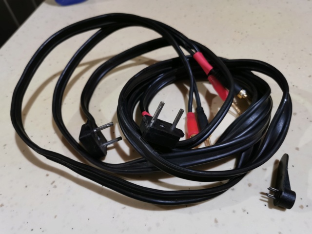 Naim Cables (used)  Img_2047