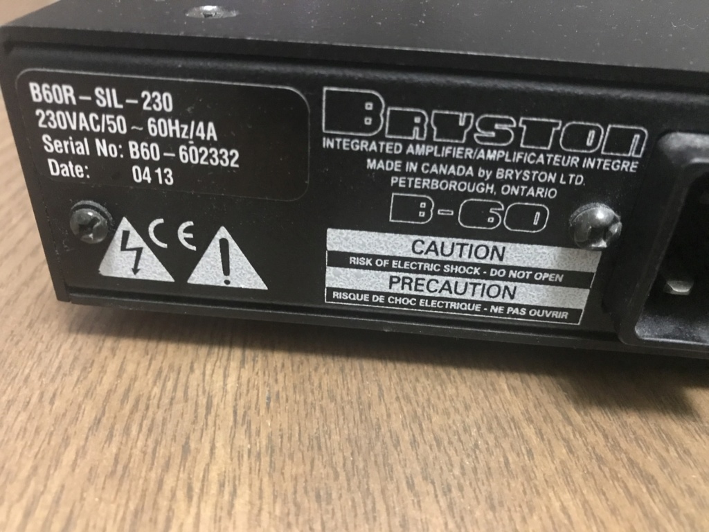Bryston B60R Integrated Amplifier 0399d910