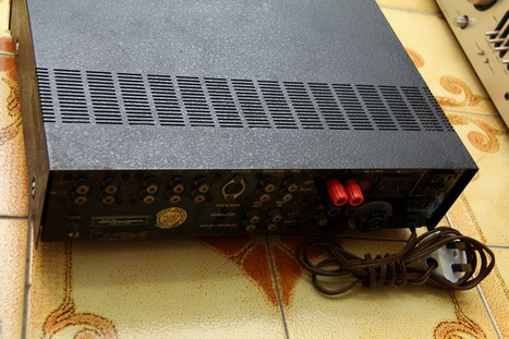 Pioneer SA-700 Integrated Amp (Used) SOLD Img_1017