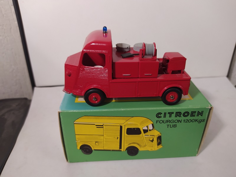 Citroën miniatures > "Véhicules des Sapeurs-Pompiers"  - Page 3 Img_2816