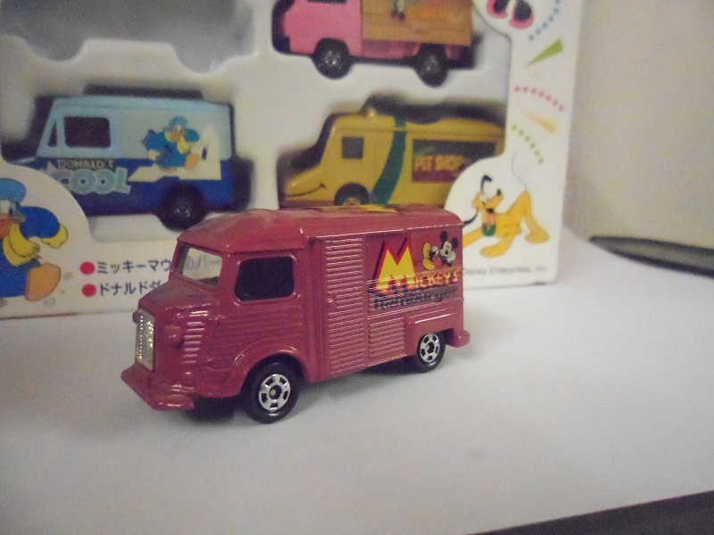 TOMICA Sam_2618