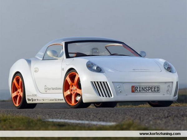 Photos de Porsche : les fautes de gout! - Page 9 Porsch21