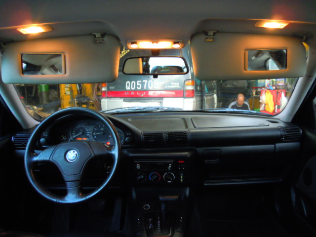 1995年泛德歐規 BMW E36 318 TIA 驗車身 三門掀背小跑房車 Dscn5022