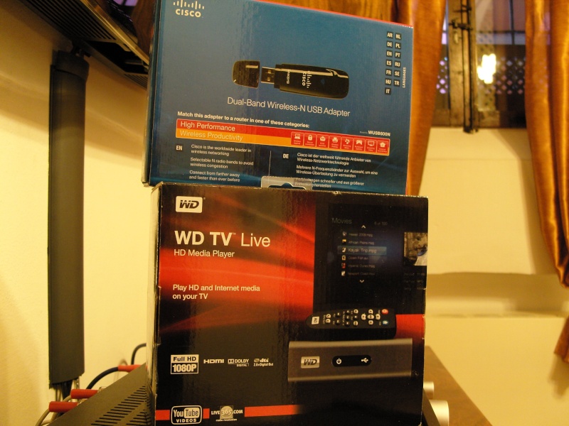 [VENDUTO] WDTV live + Cisco Wireless Usb [80 € + s.s.] Snv11711