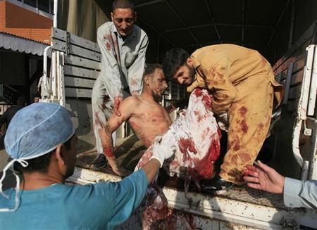 طالبان تقتل 80 شخصا في باكستان في أول رد على قتل بن لادن Ara_re10