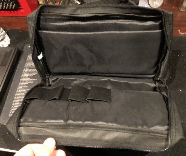 Petit case à pistolet 2ae5f710