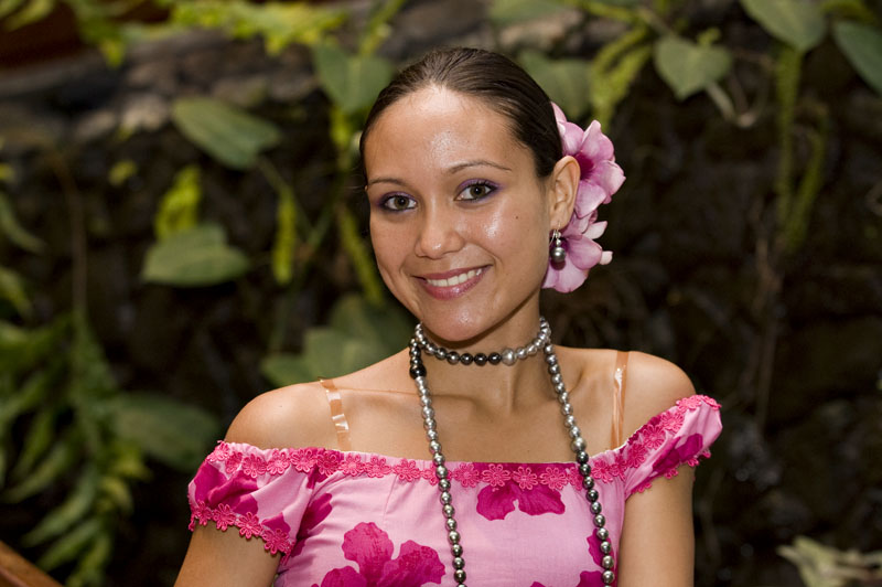Article dans Tahiti Presse le 28 mai 2011 - Miss Tahiti 2011 : 16 candidates pour cette 51ème édition 02_cdc10