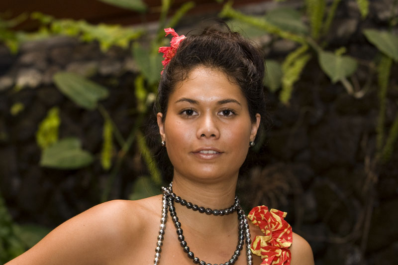 Article dans Tahiti Presse le 28 mai 2011 - Miss Tahiti 2011 : 16 candidates pour cette 51ème édition 03_cdc10