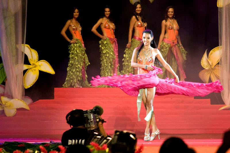 Article dans Tahiti Presse le 24 juin 2011 - Rauata Temauri élue Miss Tahiti Cdc11110