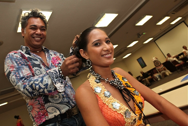 Article dans Les Nouvelles de Tahiti le 21 juin 2011 : Les 16 candidates passent l’oral Np_510