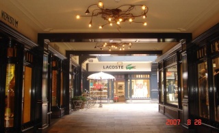 Lacoste Store Lacost11