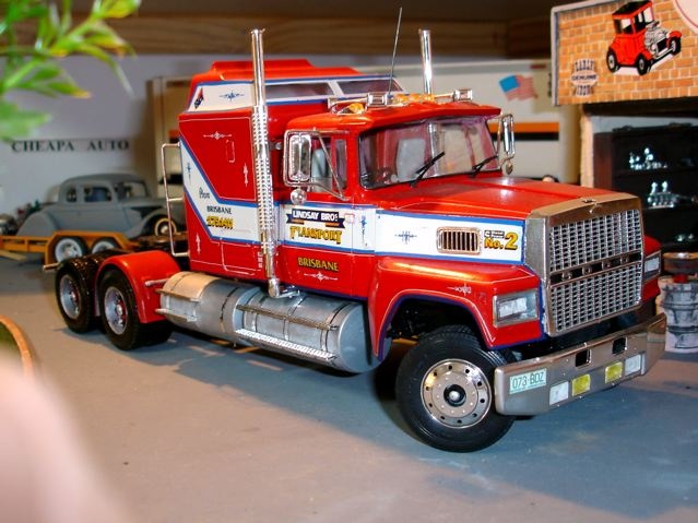 Ford LTL900 Truck_11