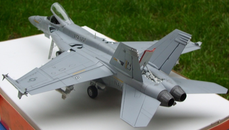 hornet - F18E super hornet  italerie  Ss851840