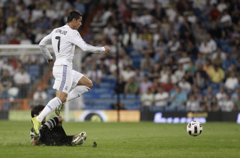 Real Madrid 3 - 0 Espanyol 1710