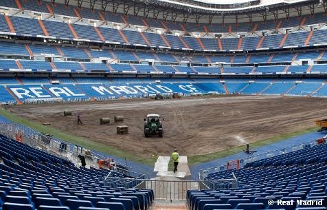 Nuevo césped en el Santiago Bernabéu Untitl21