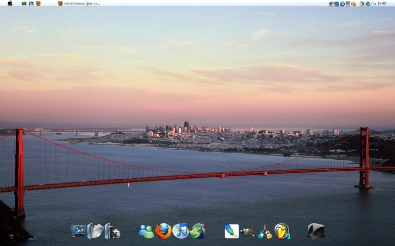 votre bureau (pas celui en bois...pc^^) - Page 5 Bureau10