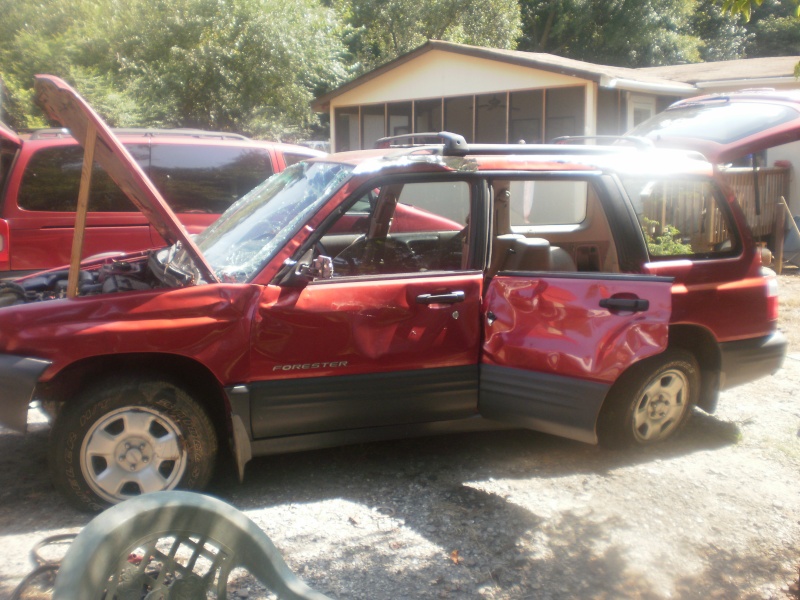 2001 Subaru forester part out P5070610