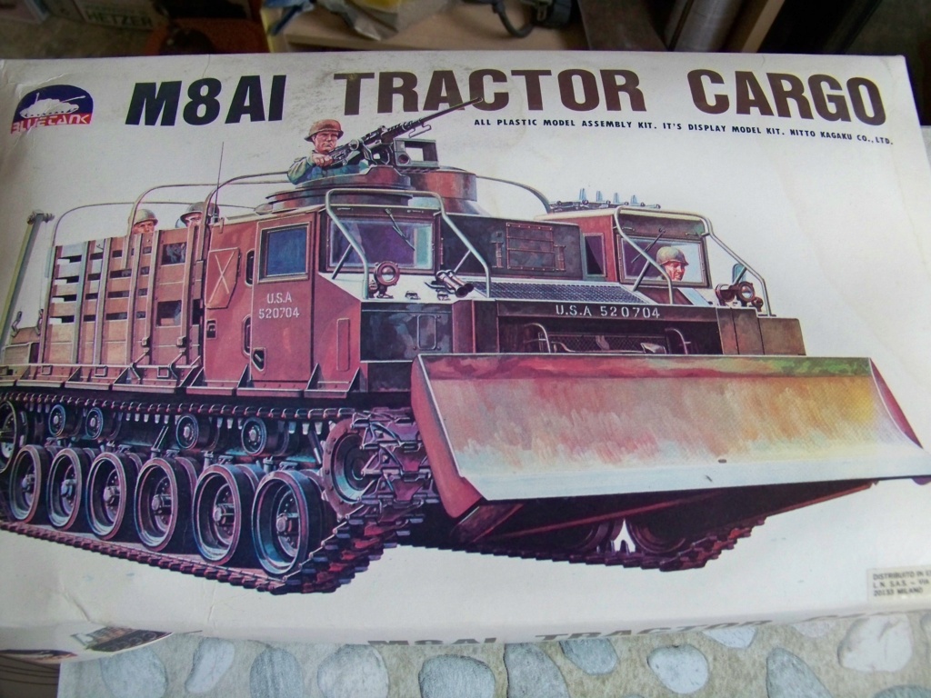 M8AI tractor cargo au 1/35 de bluetank   102_6825