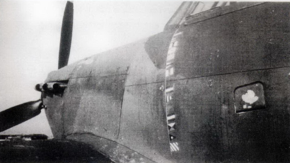  [ARMA HOBBY] Hurricane Mk I metal wing 1/72 -- 242 Squadron Sub Lt Jimmy Gardner Jgflag10