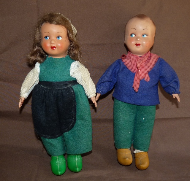 couple de poupées P1240211