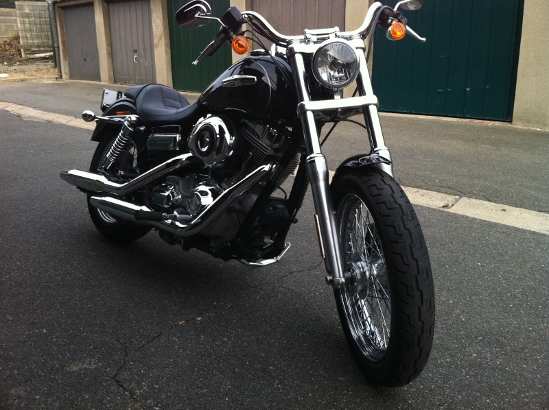 j'échange une Harley Davidson dyna FXDC avec une BMW R1100S  210