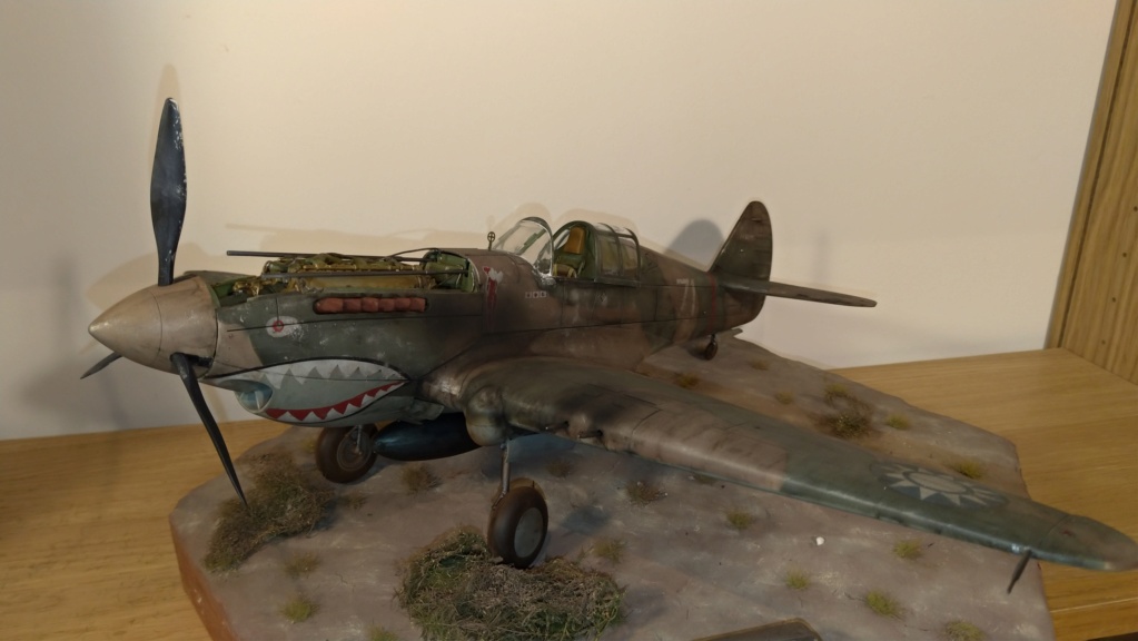 [CONCOURS Corona Models] P-40 tomahawk 1/24 chine 1941 P_202036